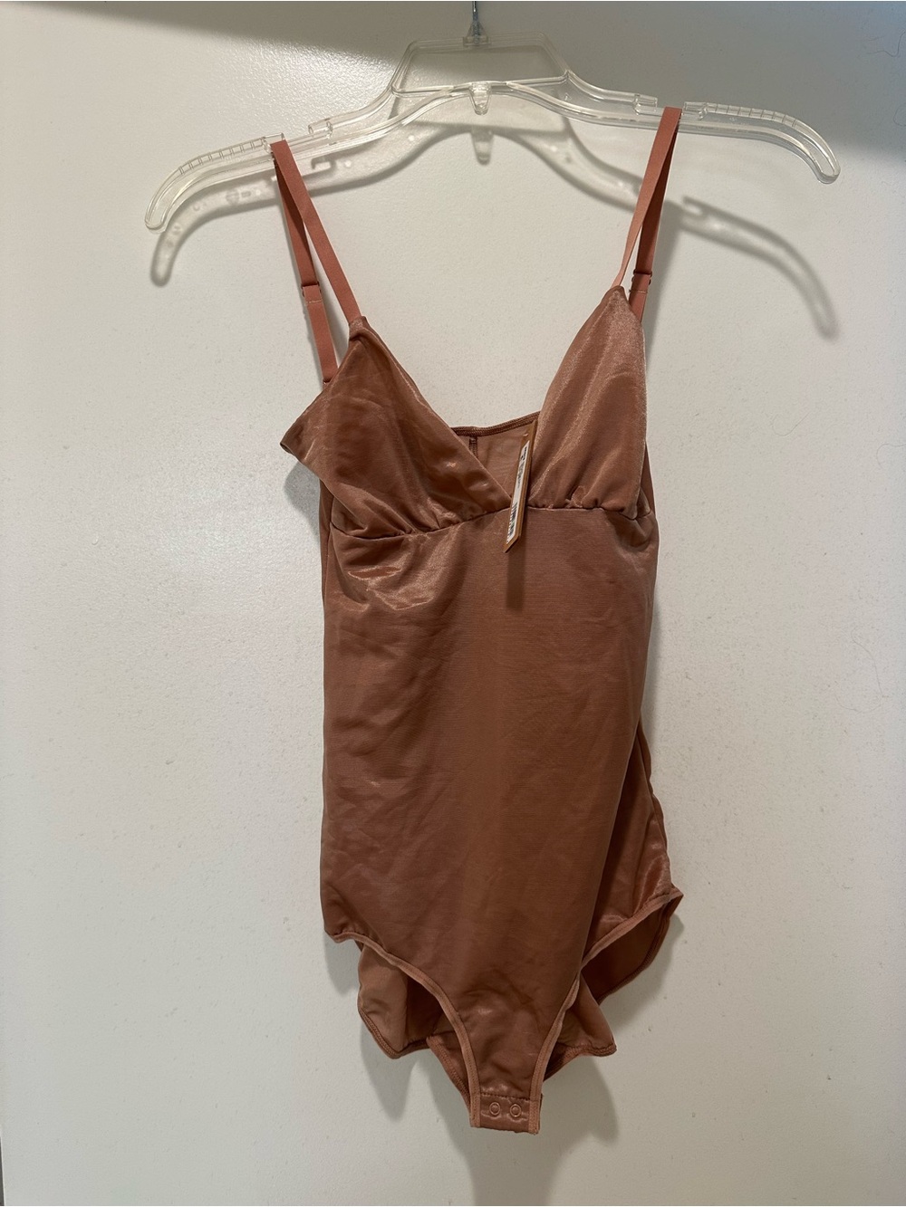 NWT SKIMS Simply Bare Satin-Blend Slip Bodysuit w snap in Sienna Size Small